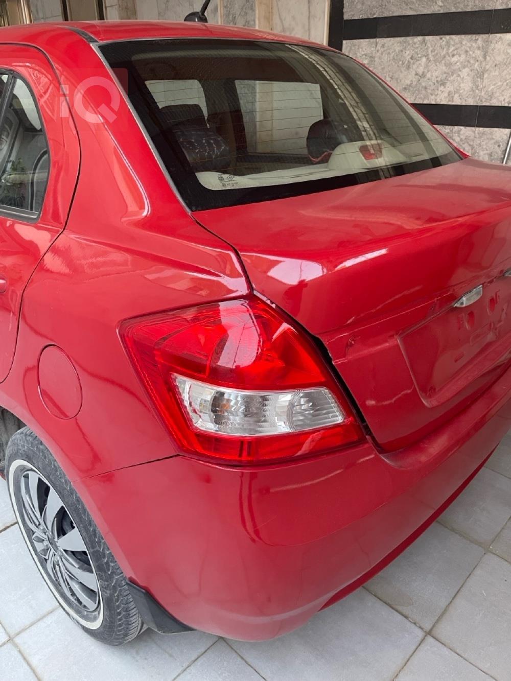 سوزوکی دیزایەر